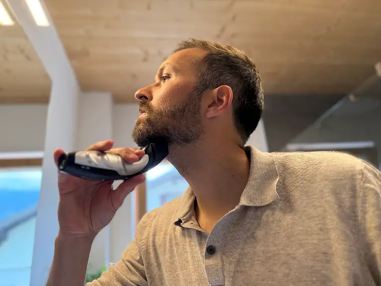 epi_1012880988_RTL_IN KOELN_FNG33064-16_Barttrimmer Affiliat